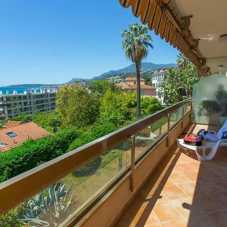 95c - 2p Terrasse Vue Et Parking Appartement *