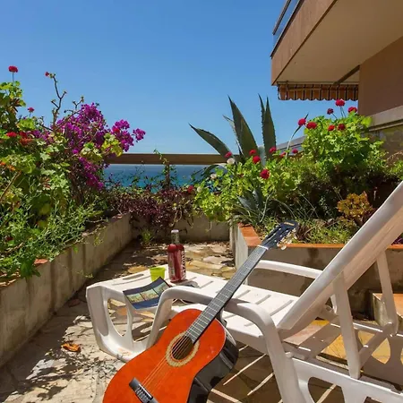 95c - 2p Terrasse Vue Et Parking Appartement Menton